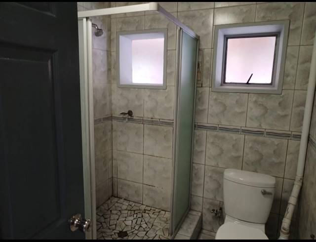 2 bed property to rent in GLENVISTA